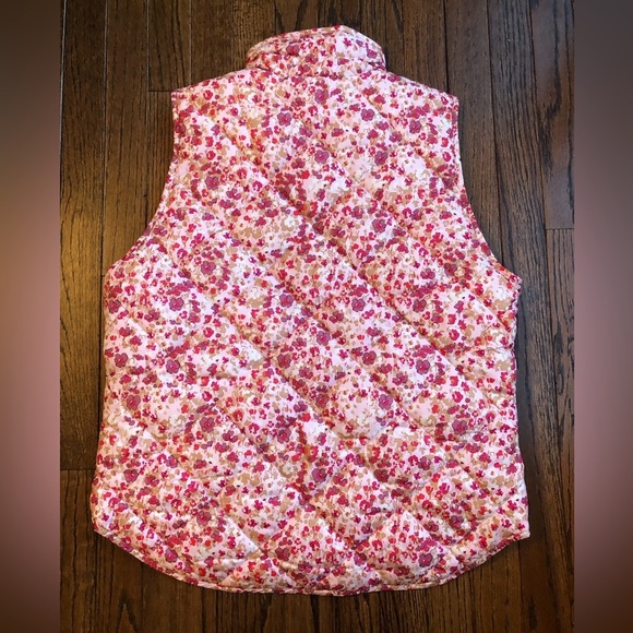 J. Crew Women’s M Pink/Purple Floral Full-Zip Puffer Vest w/Pockets - EUC! - Picture 11 of 12